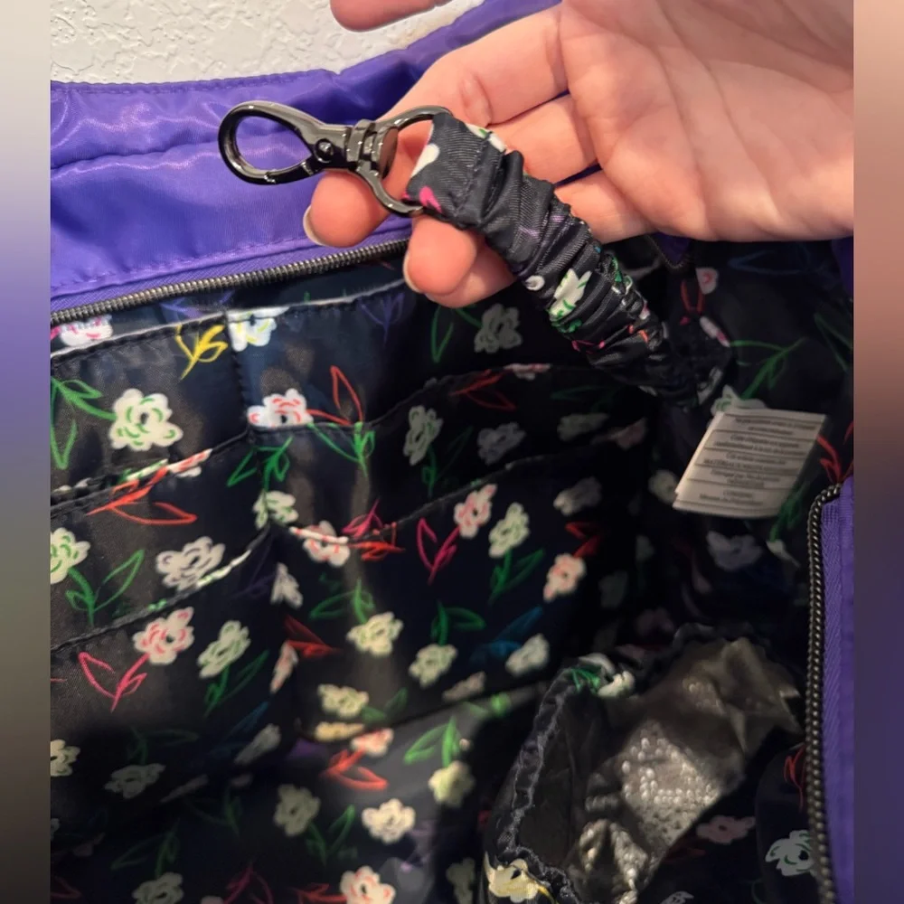 Lug Bag | Lug Gondola SE Tote in Violet - Picture 11 of 12